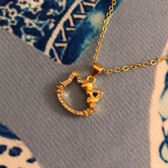 Hello Kitty Gold Necklace NWT - Picture 1 of 5